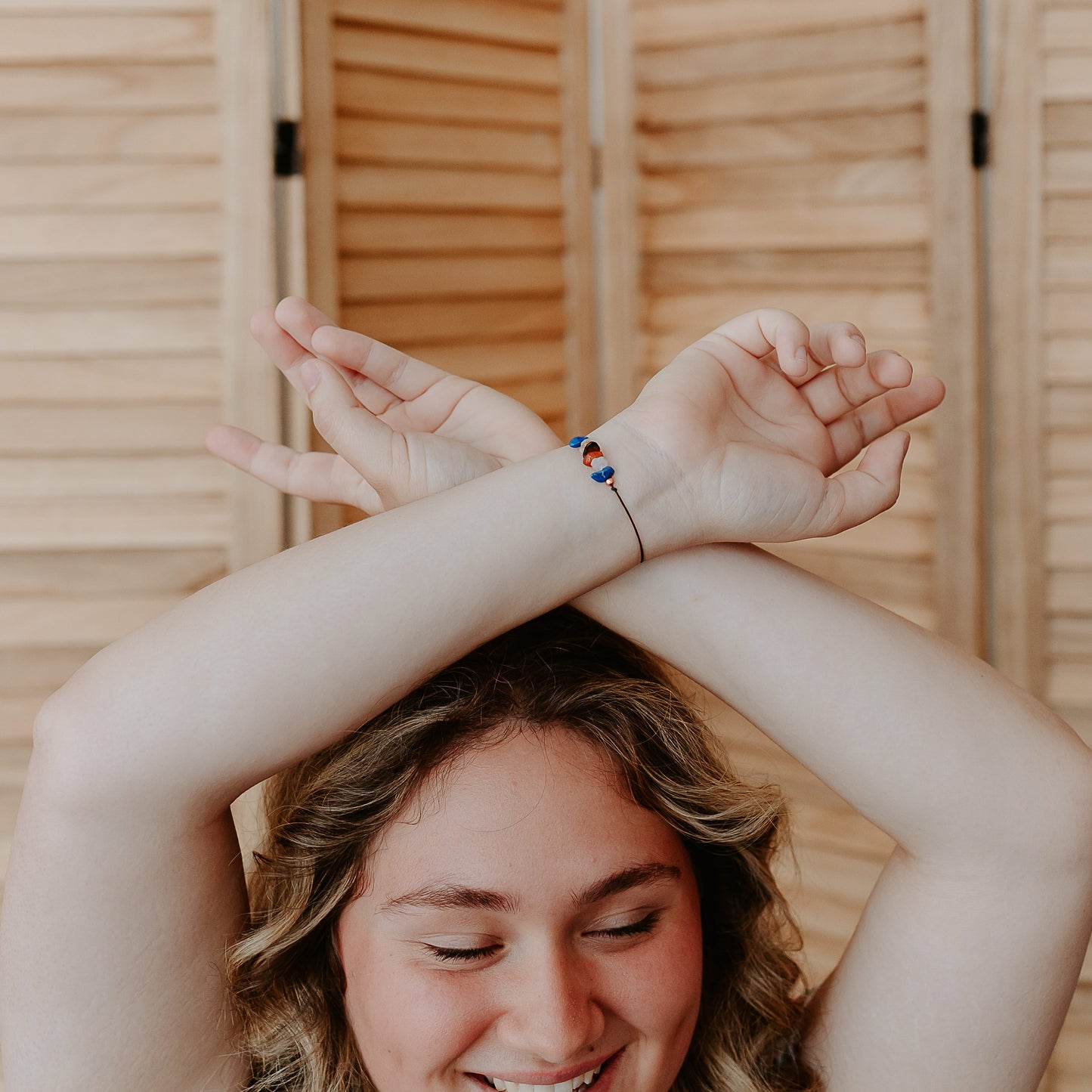 Creativity crystal bracelet with an affirmation - stackable, casual & minimal Tie closure - Theblueyogi