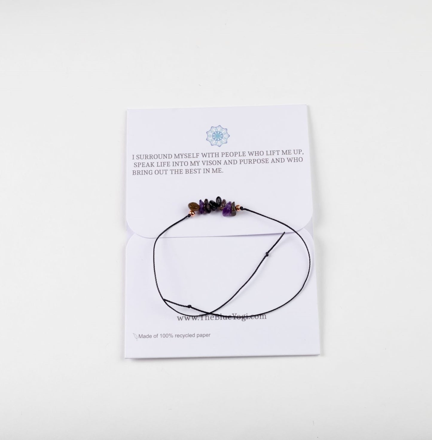 Protection crystal bracelet with an affirmation - casual & minimal - Tie closure - Theblueyogi