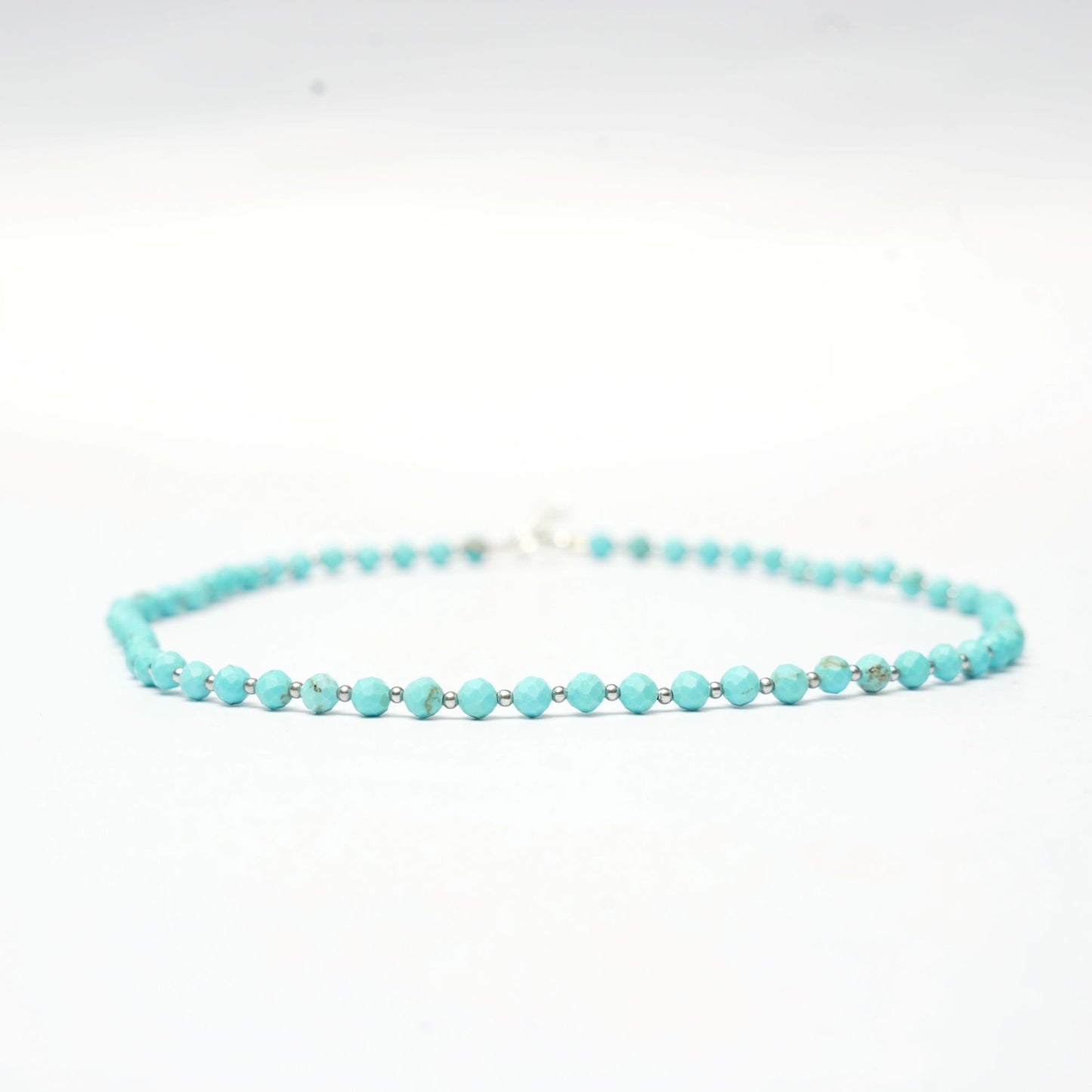 Dainty, Minimal and Elegant Turquoise and sterling silver Necklace